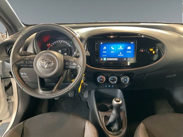 Toyota Aygo X 1.0 53 kW image number 13