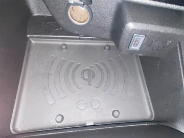 Car image 29