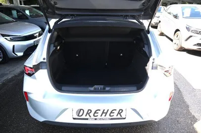 Car image 29