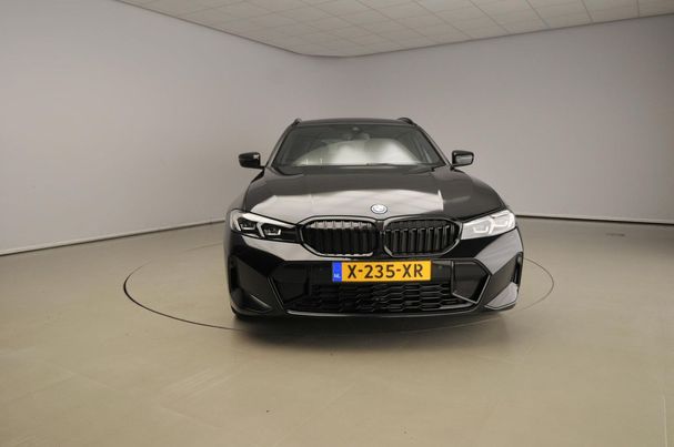 BMW 320 e Touring 150 kW image number 2