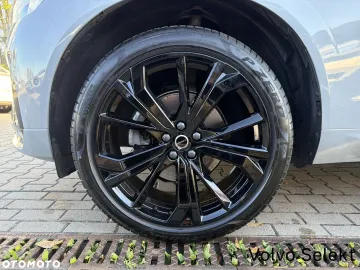 Car image 34