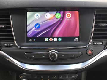 Car image 13