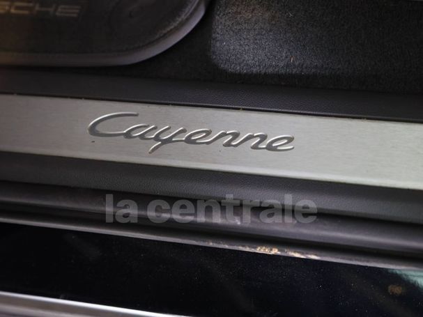 Porsche Cayenne E-Hybrid Tiptronic 340 kW image number 47