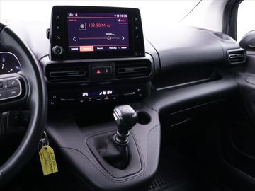 Car image 22