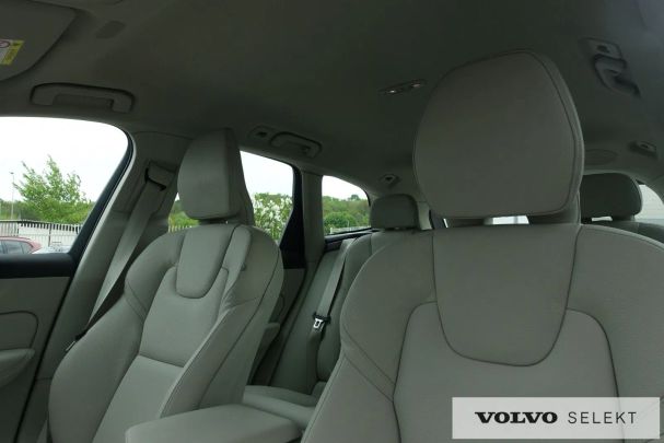 Volvo XC60 AWD 145 kW image number 49