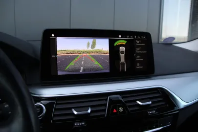 Car image 38
