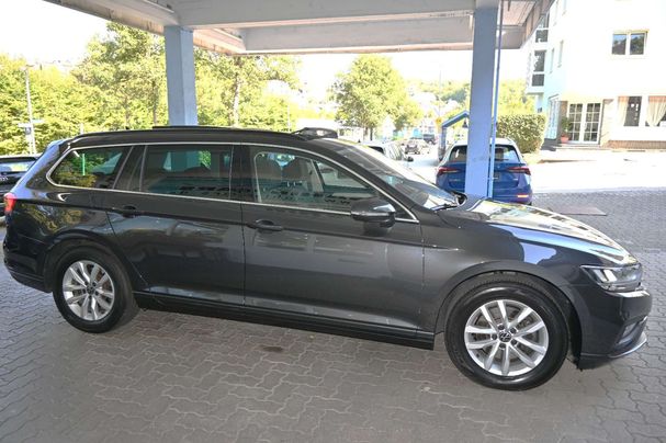 Volkswagen Passat Variant 2.0 TDI DSG 110 kW image number 8