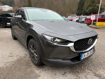 Car image 3