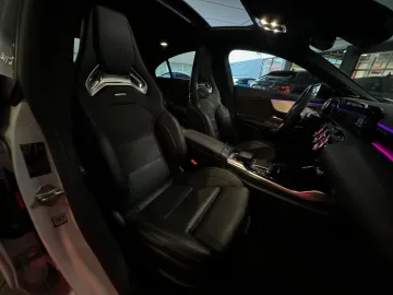 Car image 38