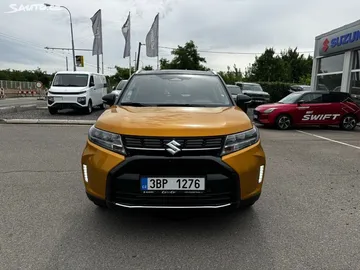 Car image 3