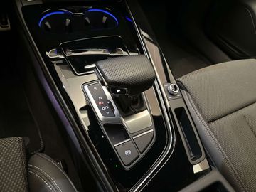 Car image 41