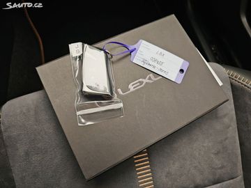 Car image 42