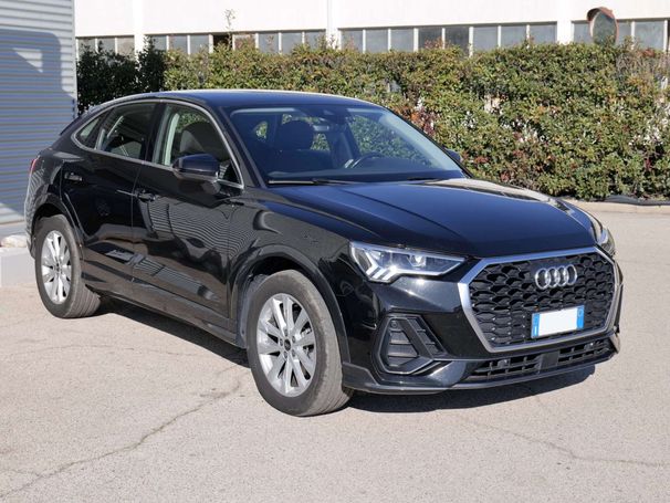 Audi Q3 2.0 TDI Sportback Business 110 kW image number 2