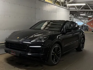 Car image 26