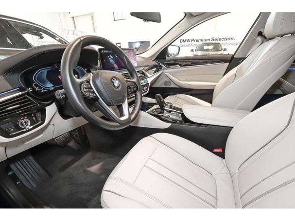 BMW 530 Touring 215 kW image number 4