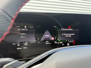 Car image 38