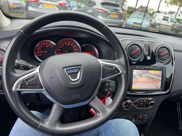 Car image 31