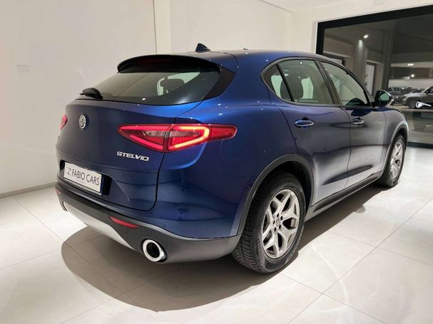 Alfa Romeo Stelvio 2.2 Q4 140 kW image number 6