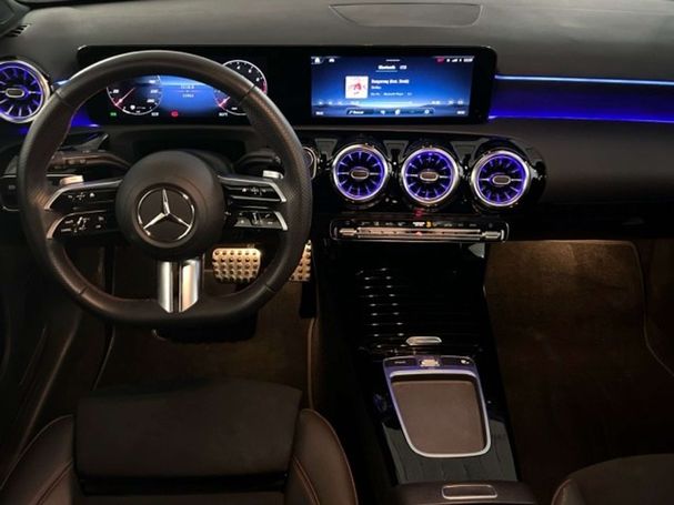 Mercedes-Benz A 180 100 kW image number 7