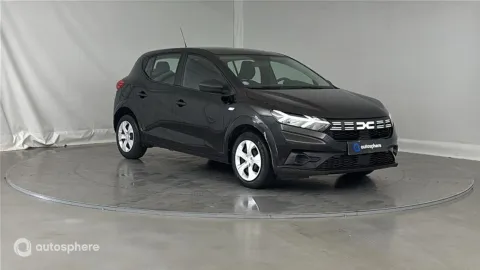 Car image 3