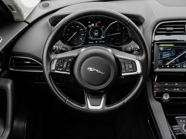 Jaguar F-Pace 20d AWD Prestige 132 kW image number 11