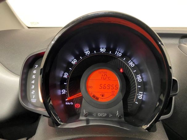 Toyota Aygo 53 kW image number 13