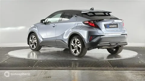 Car image 5
