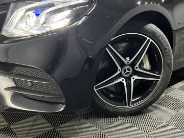 Car image 32