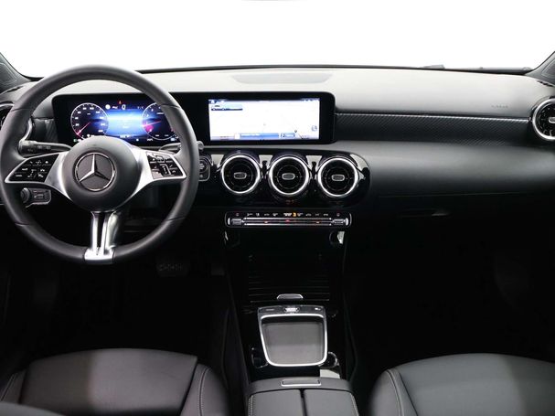 Mercedes-Benz A 180 Line 100 kW image number 8