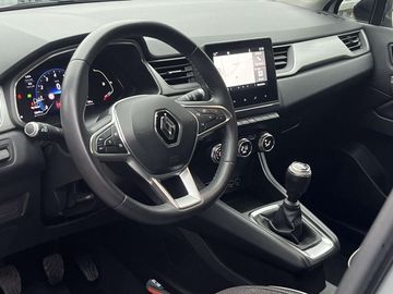 Car image 30