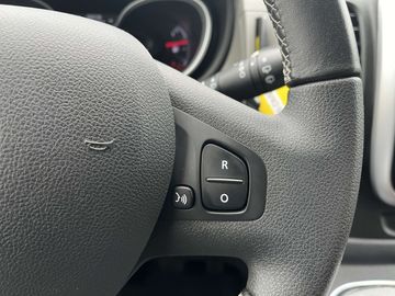 Car image 37