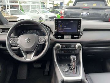 Car image 12