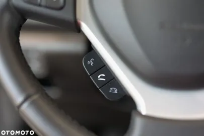 Car image 40