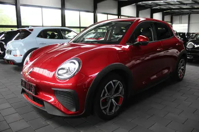 Car image 2