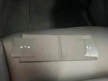 Car image 34