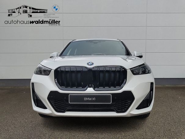 BMW X1 xDrive30e 240 kW image number 2