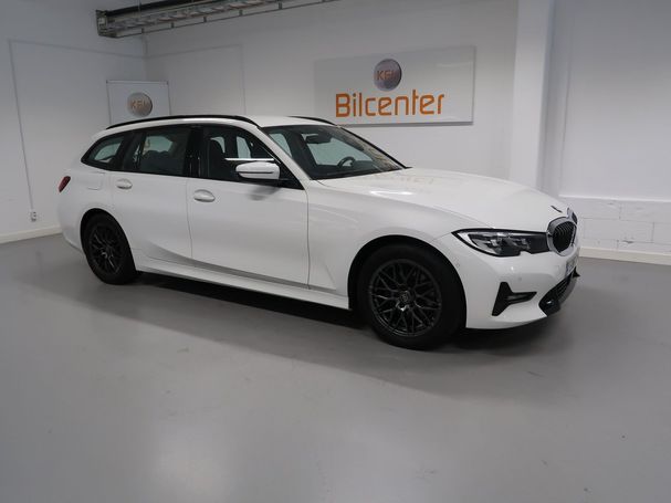 BMW 320d Touring xDrive 140 kW image number 3