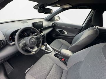 Car image 9