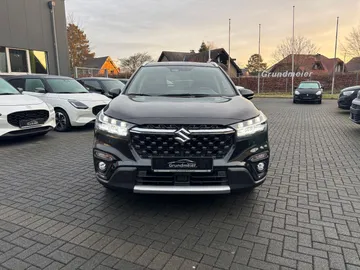 Car image 2