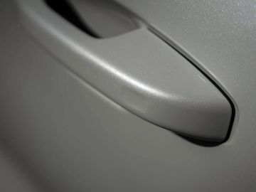 Car image 29
