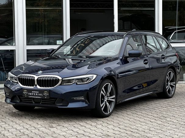 BMW 330d Touring xDrive 195 kW image number 1