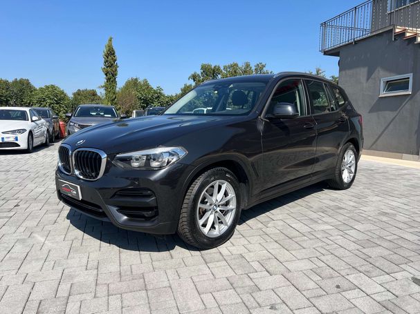 BMW X3 sDrive 110 kW image number 1