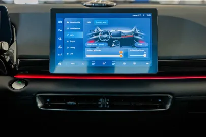 Car image 28