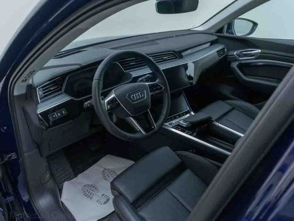 Audi e-tron 55 S-line 300 kW image number 9