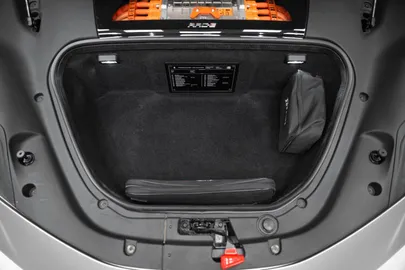 Car image 27