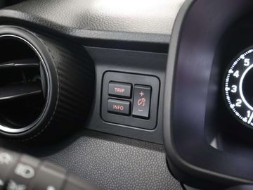 Car image 33