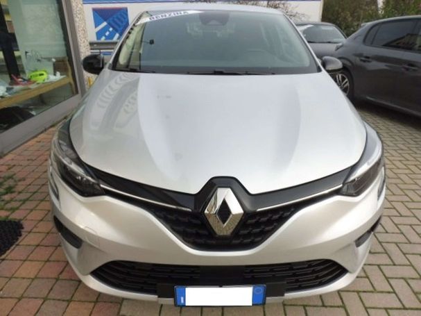 Renault Clio TCe 90 66 kW image number 2