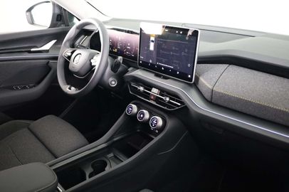 Car image 37