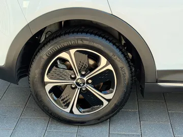 Car image 39