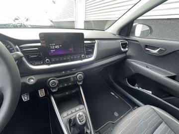 Car image 15